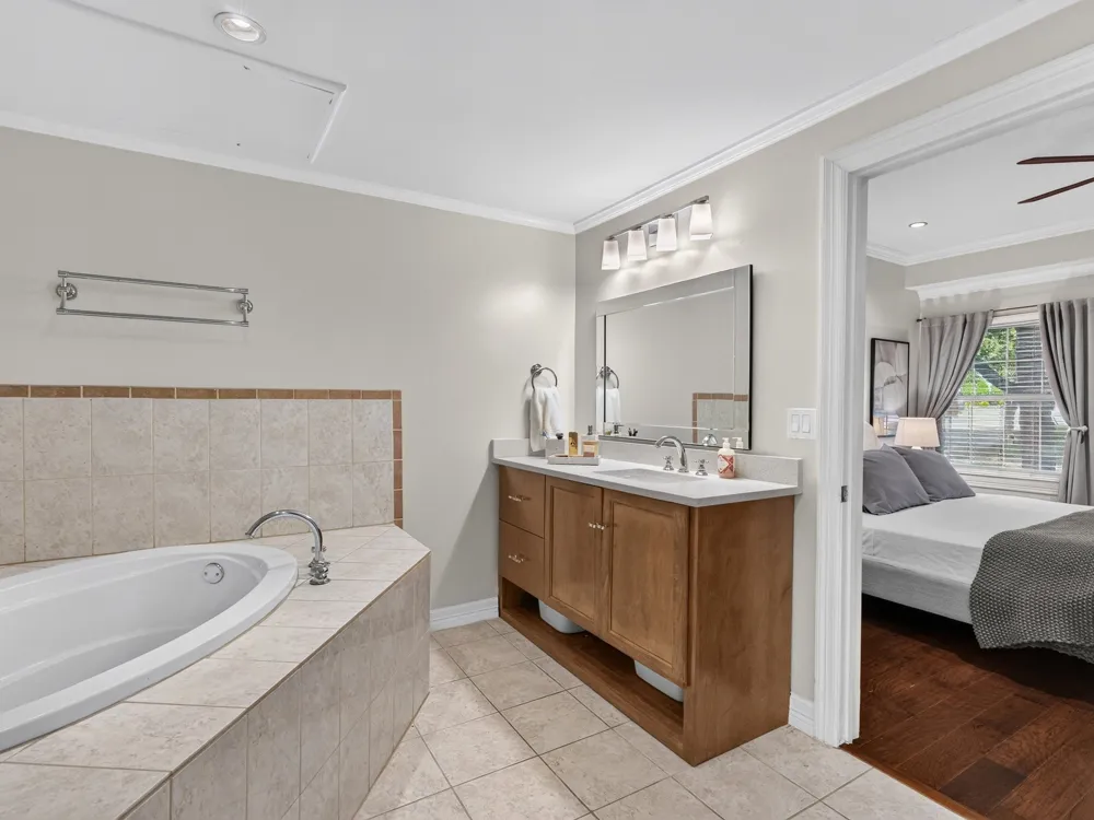 3400 Welborn Street #107 Dallas, TX 75219