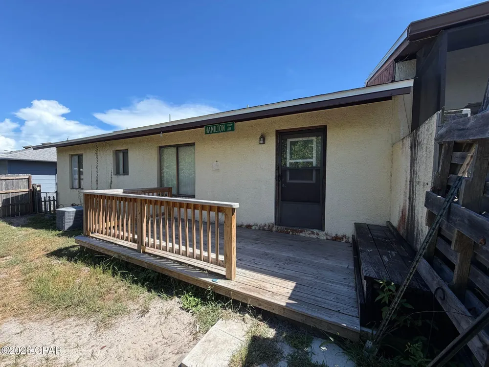521 E 5th Court Panama City, FL 32401