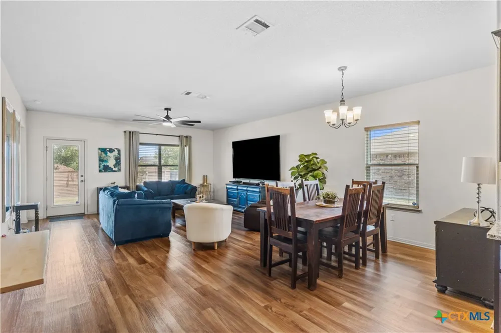 340 Shiner Ln Georgetown, TX 78626