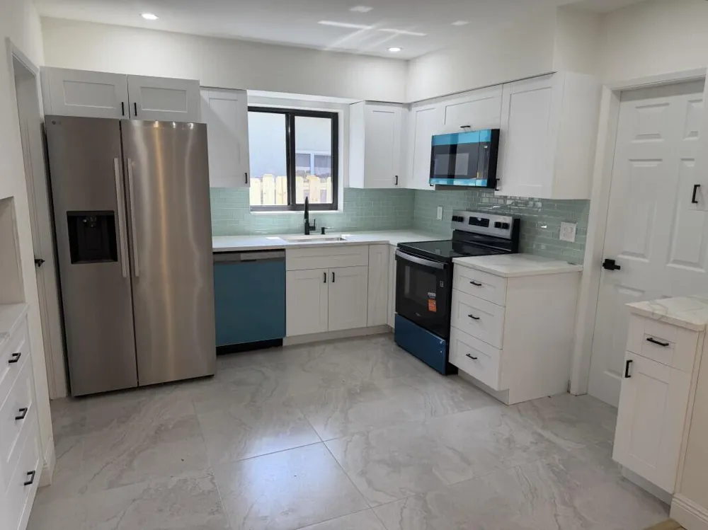 80 NE 48TH STREET Oakland Park, FL 33334