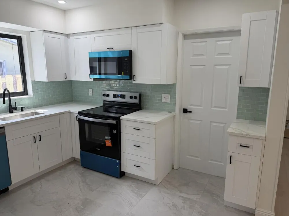 80 NE 48TH STREET Oakland Park, FL 33334