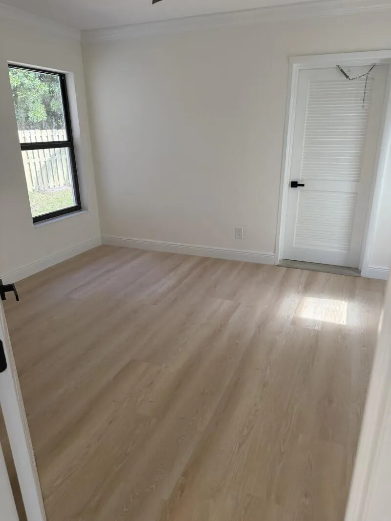 80 NE 48TH STREET Oakland Park, FL 33334