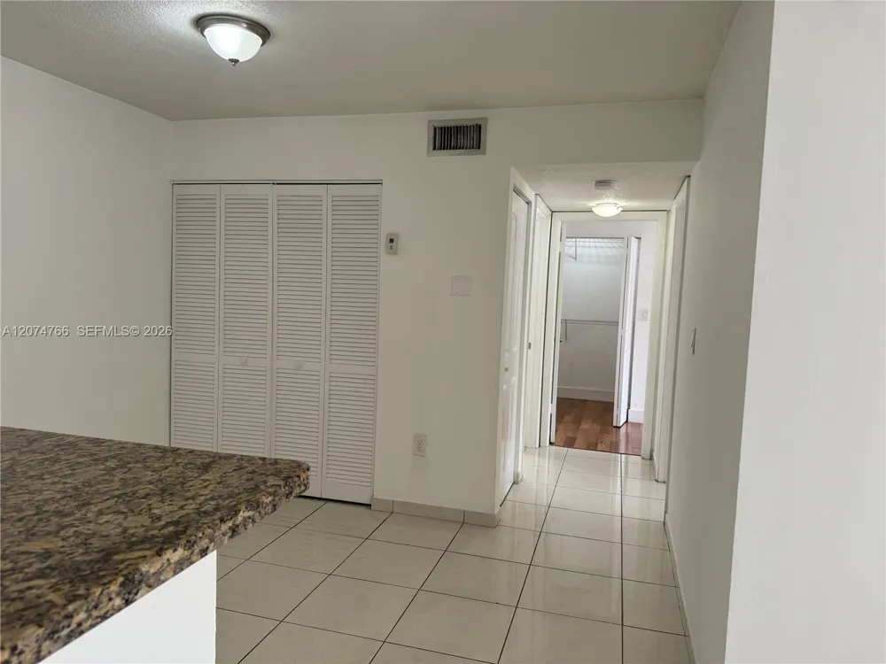15600 SW 80th St #L-102 Miami, FL 33193