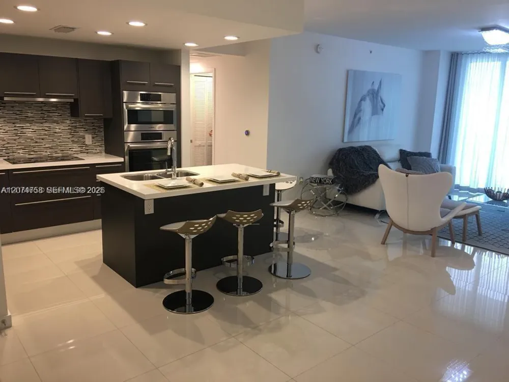 7751 107th Ave #707 Doral, FL 33178