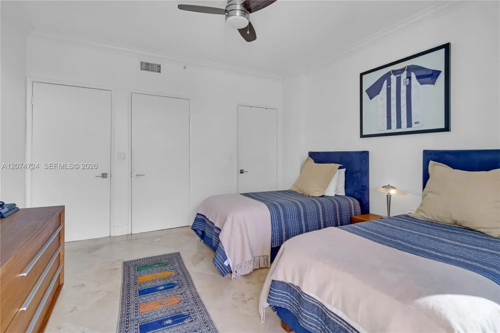 737 Crandon Blvd #PH-1 Key Biscayne, FL 33149