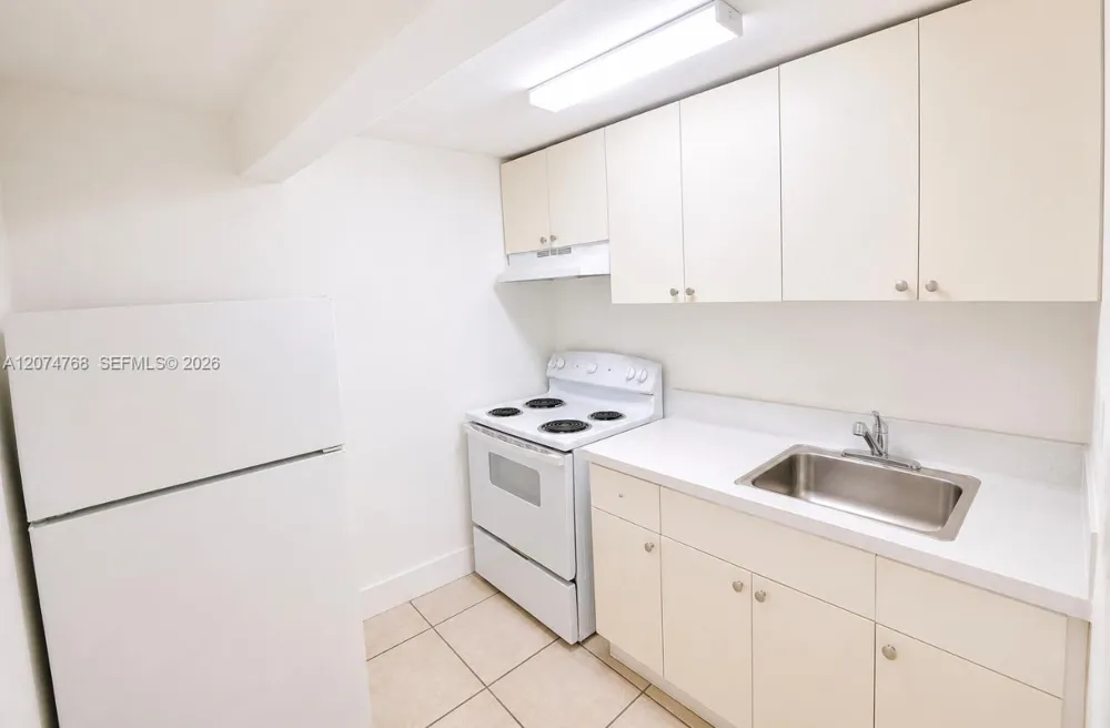 2300 W Flagler St #21A Miami, FL 33135