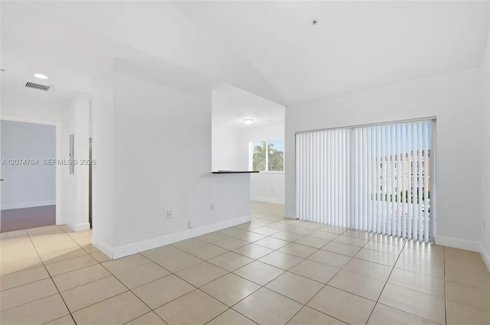 21000 SW 87th Ave #307 Cutler Bay, FL 33189