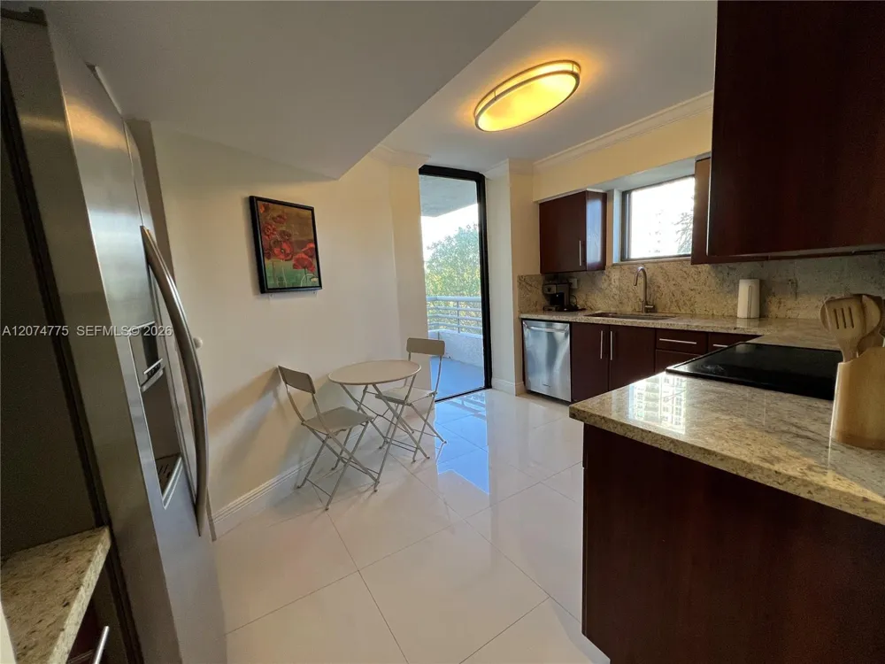 3300 NE 191st St #406 Aventura, FL 33180