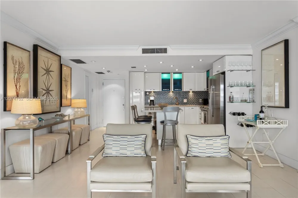 199 Ocean Lane Dr #902 Key Biscayne, FL 33149
