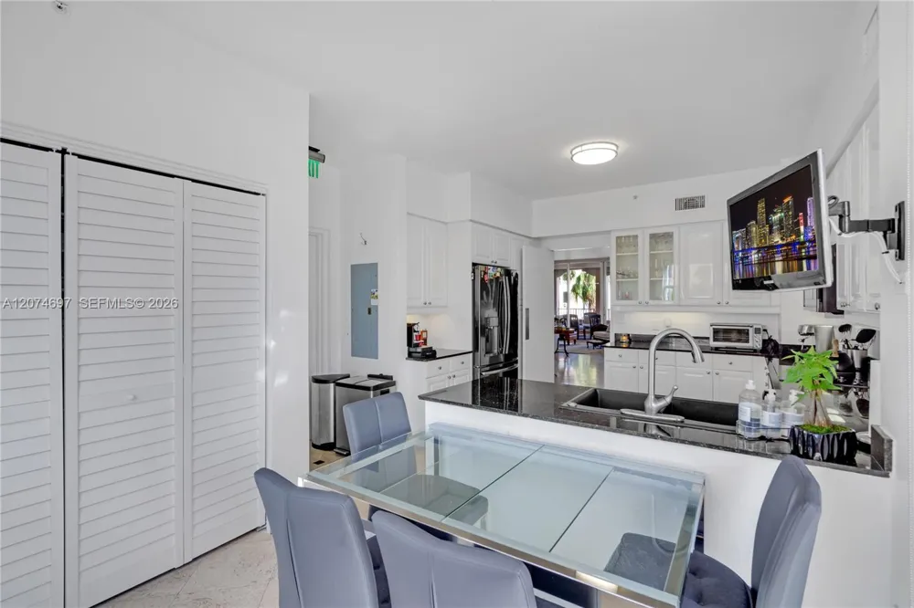 737 Crandon Blvd #PH-1 Key Biscayne, FL 33149