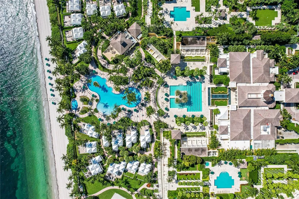 737 Crandon Blvd #PH-1 Key Biscayne, FL 33149