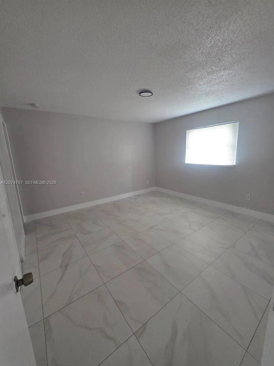 4121 Stirling Rd #207 Dania Beach, FL 33314