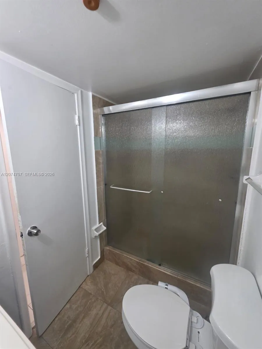 4121 Stirling Rd #207 Dania Beach, FL 33314