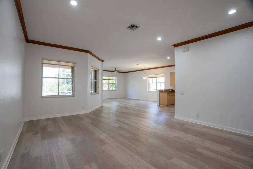 1002 Lavender Circle Weston, FL 33327