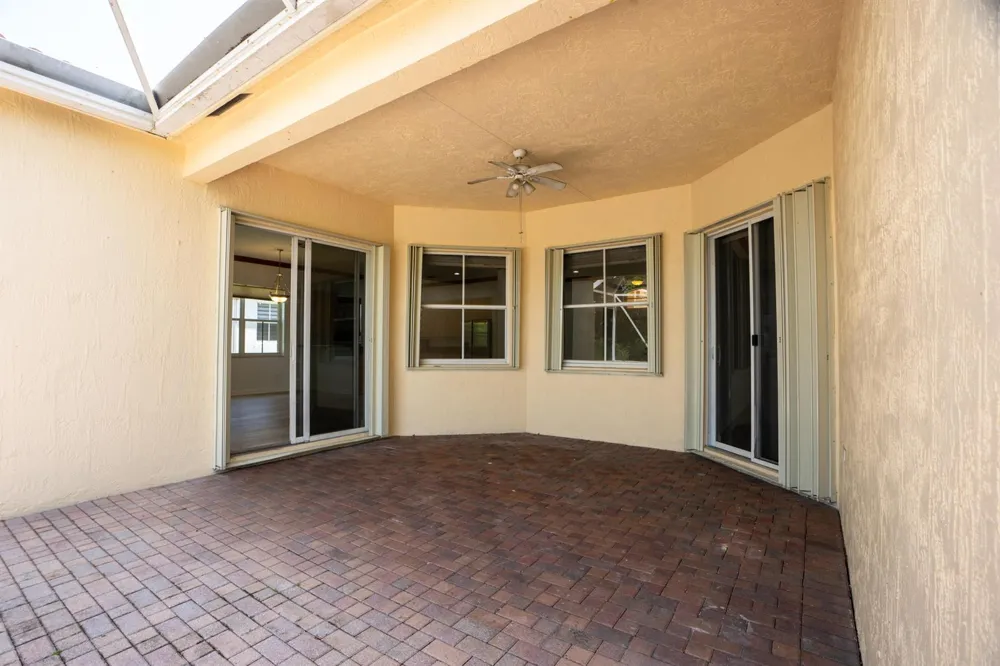 1002 Lavender Circle Weston, FL 33327