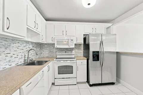 9300 SW 8th Street #219