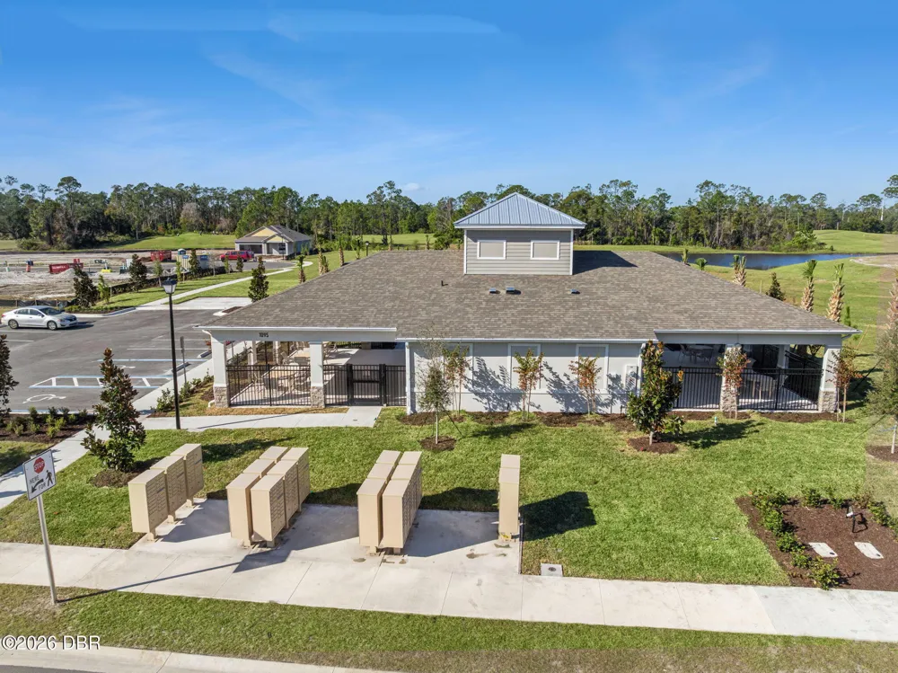 1044 Champion Ridge Drive Daytona Beach, FL 32124