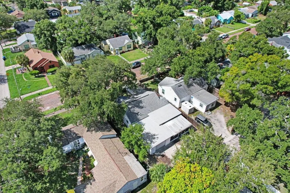 711 16TH AVENUE S St Petersburg, FL 33701