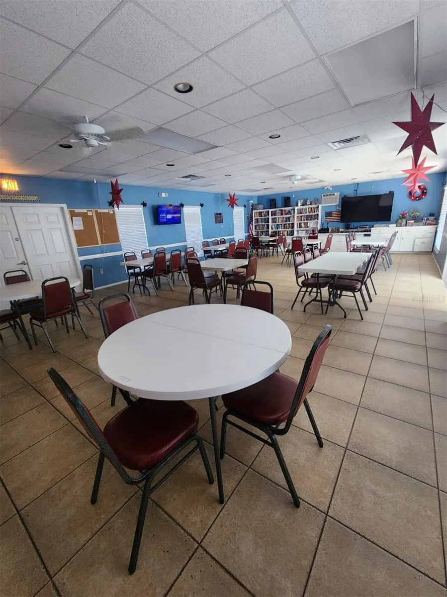 3574 41ST AVENUE S #149 St Petersburg, FL 33711