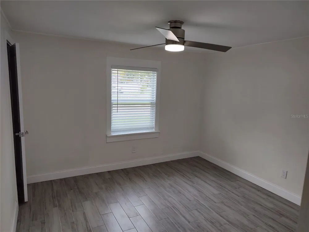 301 MYSTIC LAKE DRIVE St Petersburg, FL 33702