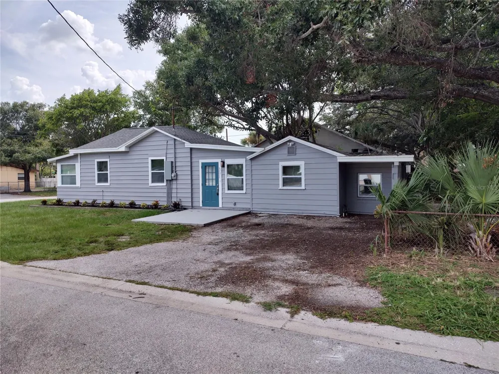 301 MYSTIC LAKE DRIVE St Petersburg, FL 33702