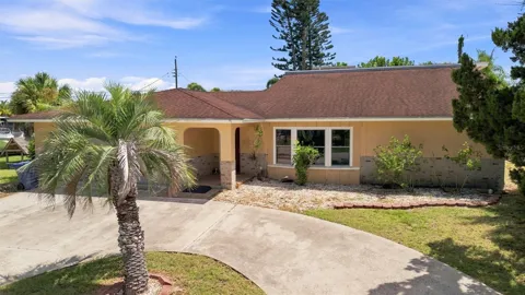 352 LAKE ROAD