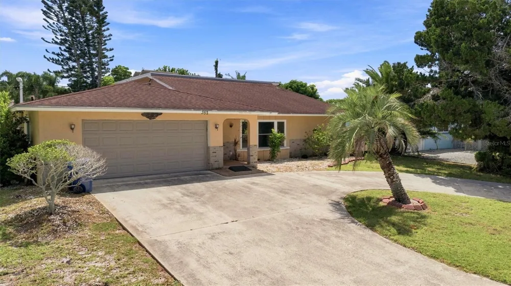 352 LAKE ROAD Venice, FL 34293