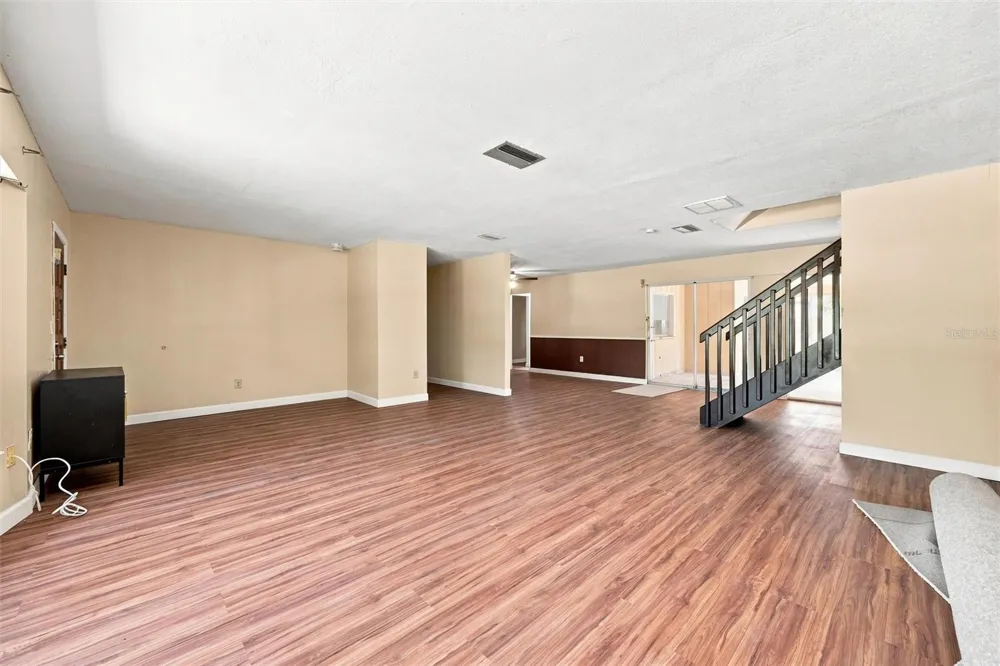 352 LAKE ROAD Venice, FL 34293