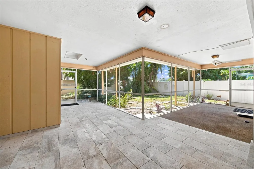 352 LAKE ROAD Venice, FL 34293