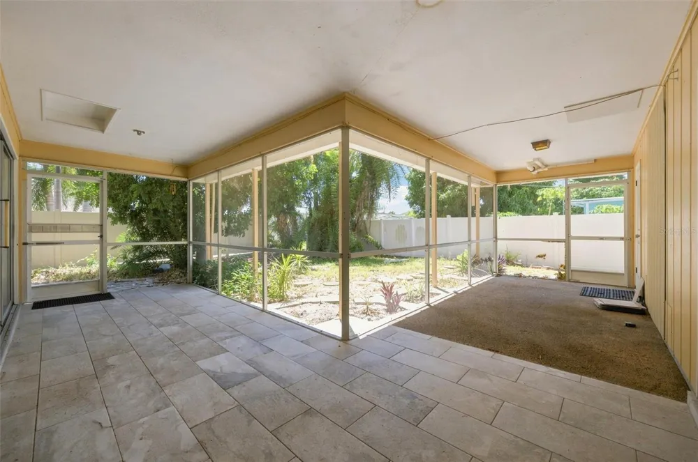 352 LAKE ROAD Venice, FL 34293