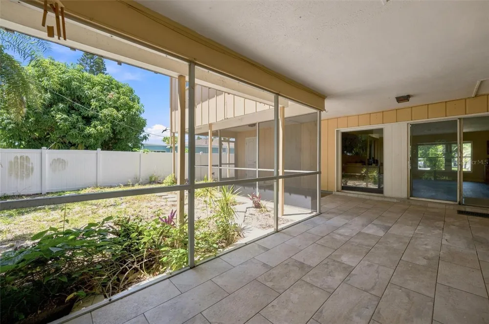 352 LAKE ROAD Venice, FL 34293