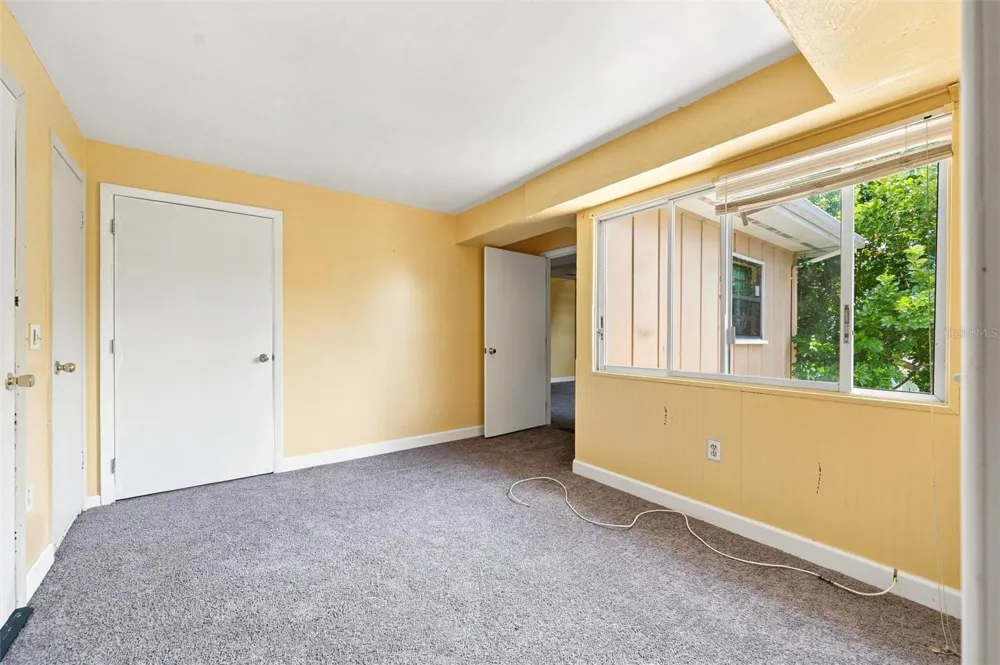 352 LAKE ROAD Venice, FL 34293