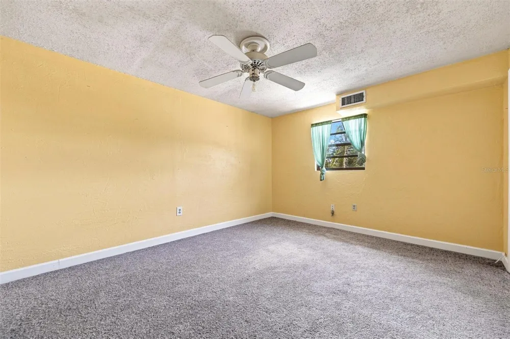 352 LAKE ROAD Venice, FL 34293
