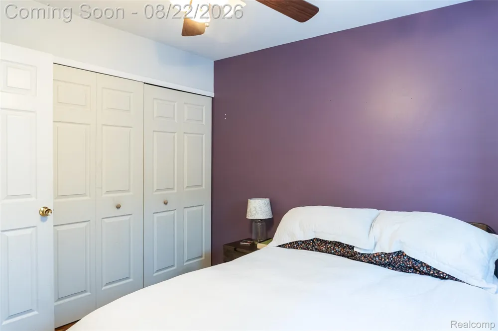 250 Wallace Drive Saline City, MI 48176