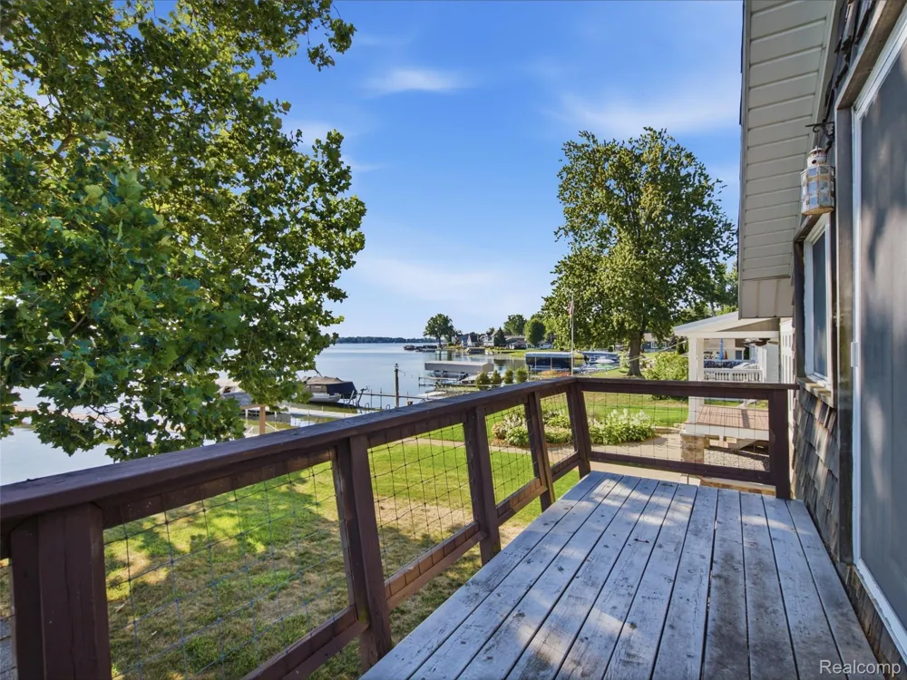 12029 Torrey Road Fenton Charter Township, MI 48430