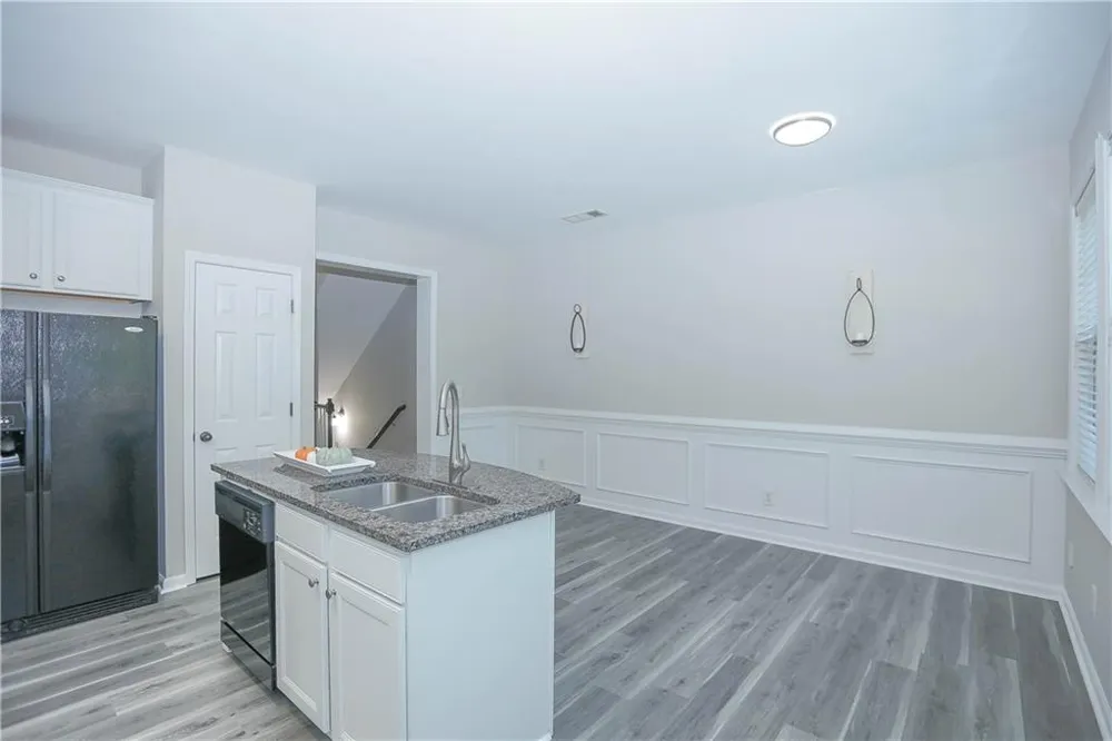 708 Village Field Court Suwanee, GA 30024