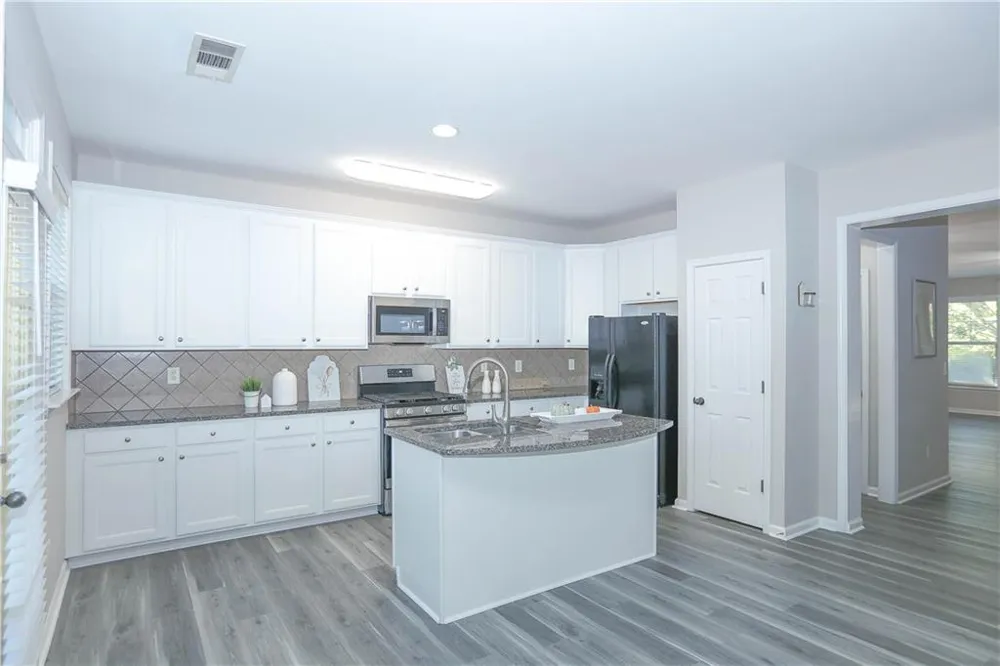 708 Village Field Court Suwanee, GA 30024