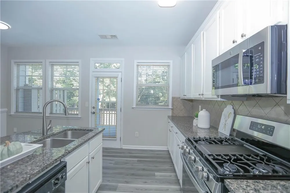 708 Village Field Court Suwanee, GA 30024
