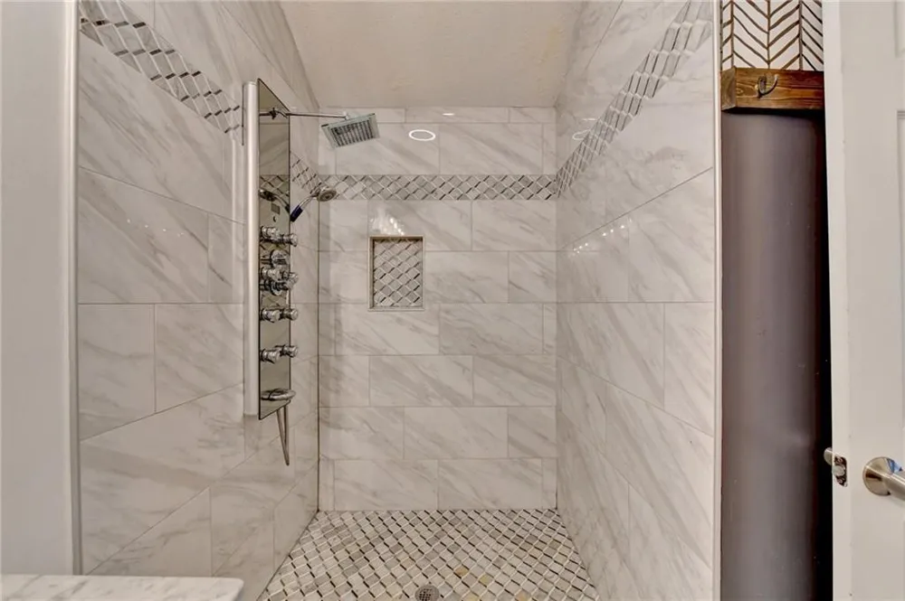 10525 Willow Meadow Circle Johns Creek, GA 30022