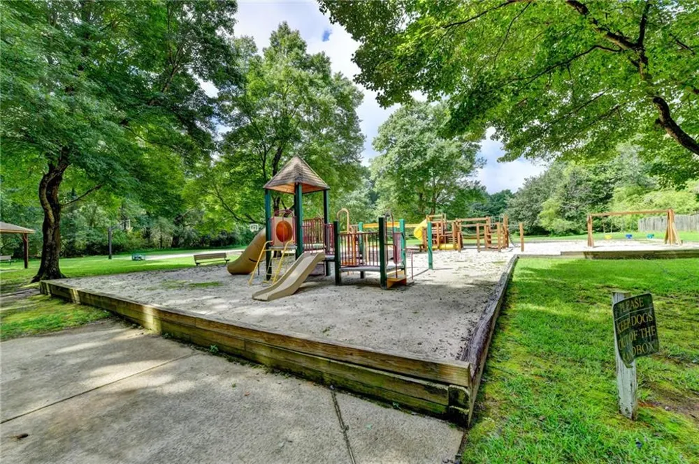 10525 Willow Meadow Circle Johns Creek, GA 30022