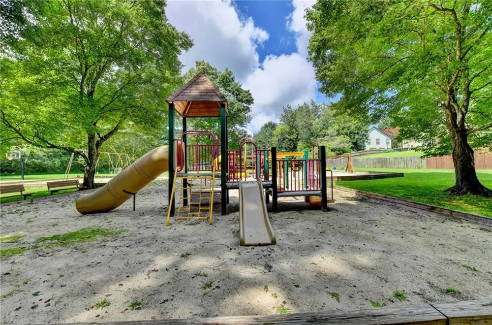 10525 Willow Meadow Circle Johns Creek, GA 30022