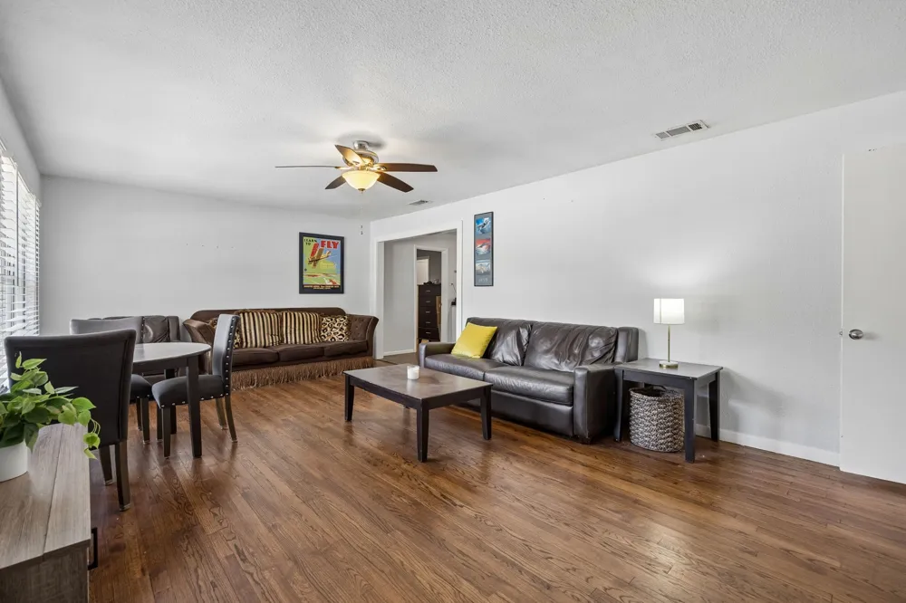 1318 Coit Street Denton, TX 76201