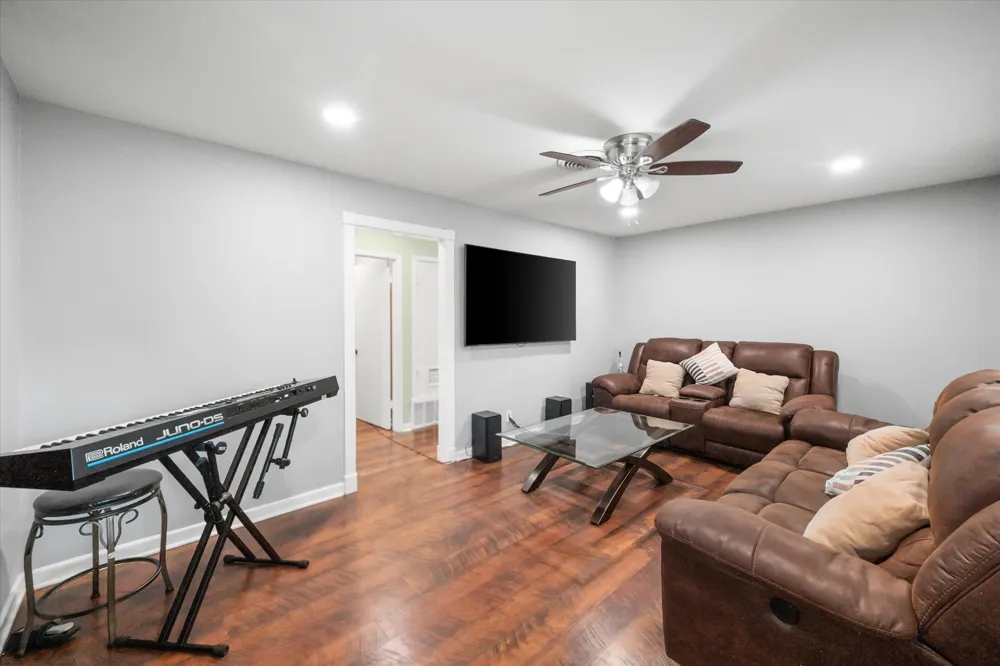 201 Hardy Avenue Corsicana, TX 75110