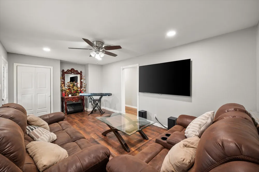 201 Hardy Avenue Corsicana, TX 75110