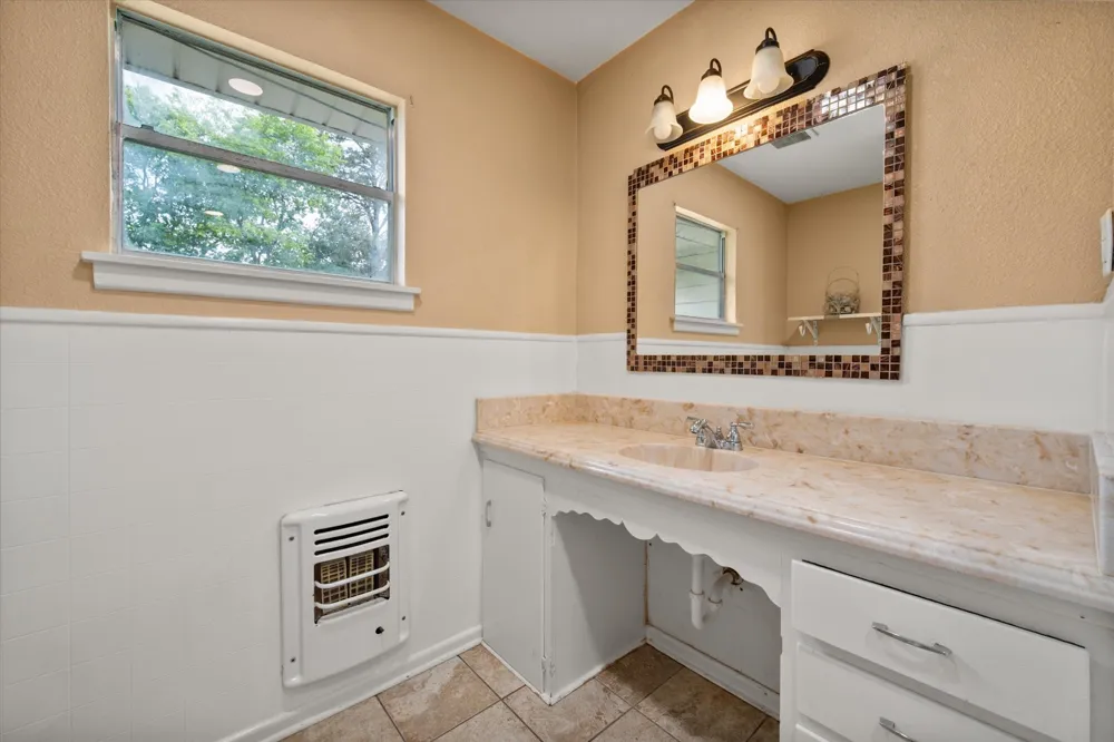 201 Hardy Avenue Corsicana, TX 75110