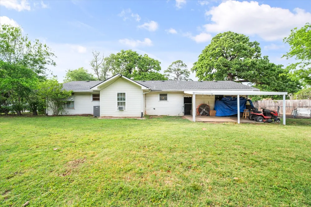 201 Hardy Avenue Corsicana, TX 75110