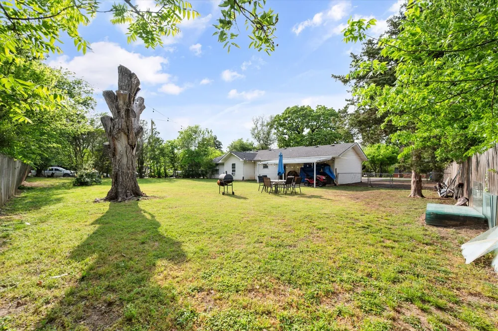 201 Hardy Avenue Corsicana, TX 75110