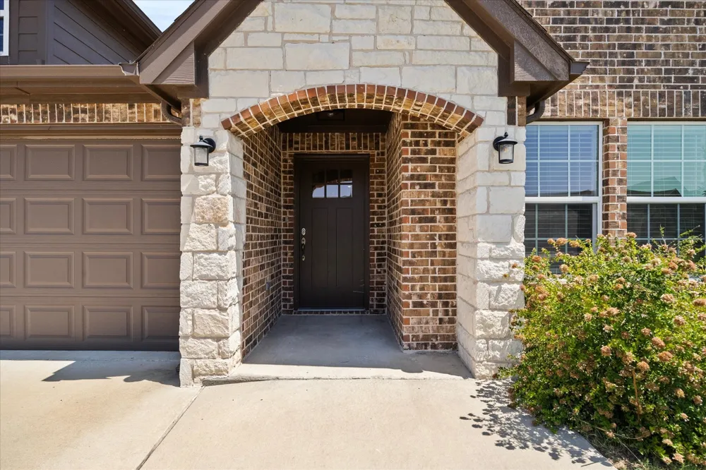 8503 Christie Lane Greenville, TX 75402