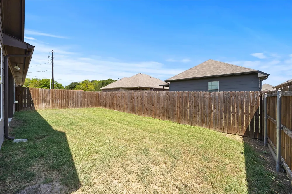 8503 Christie Lane Greenville, TX 75402
