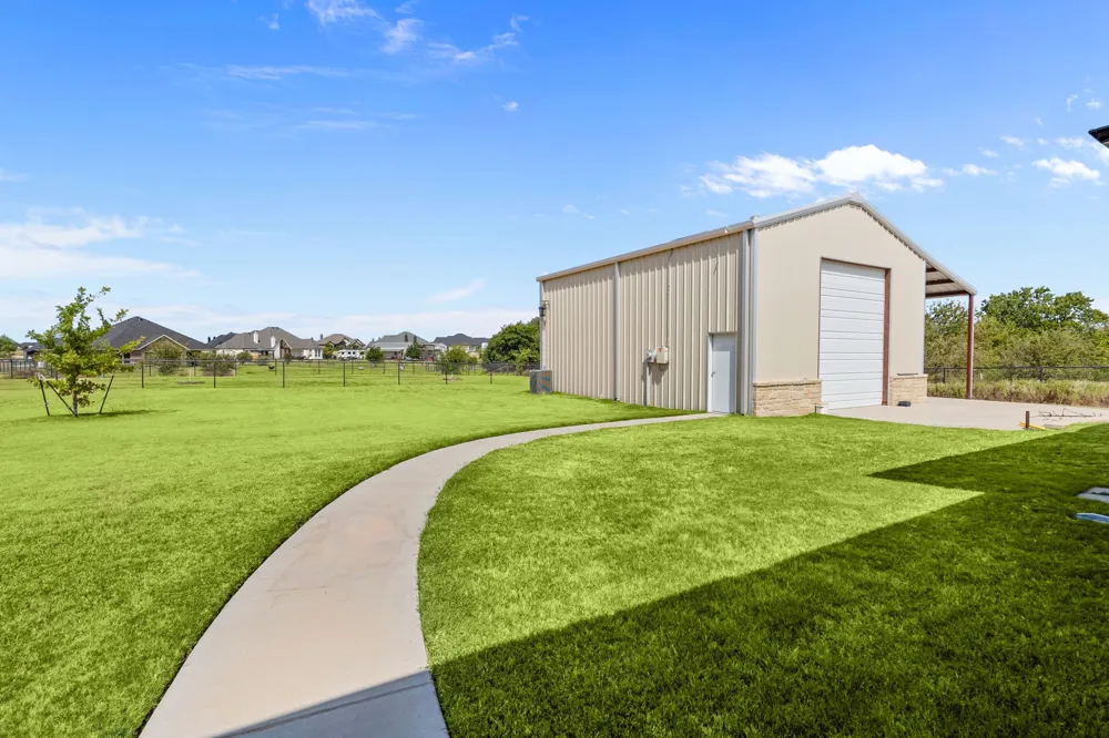 345 Palo Alto Drive Springtown, TX 76082